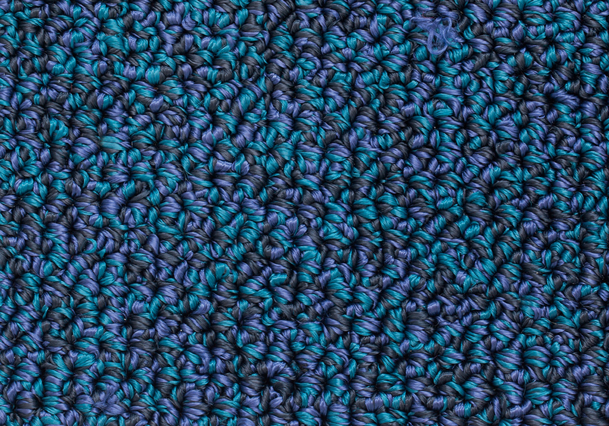 PL838
