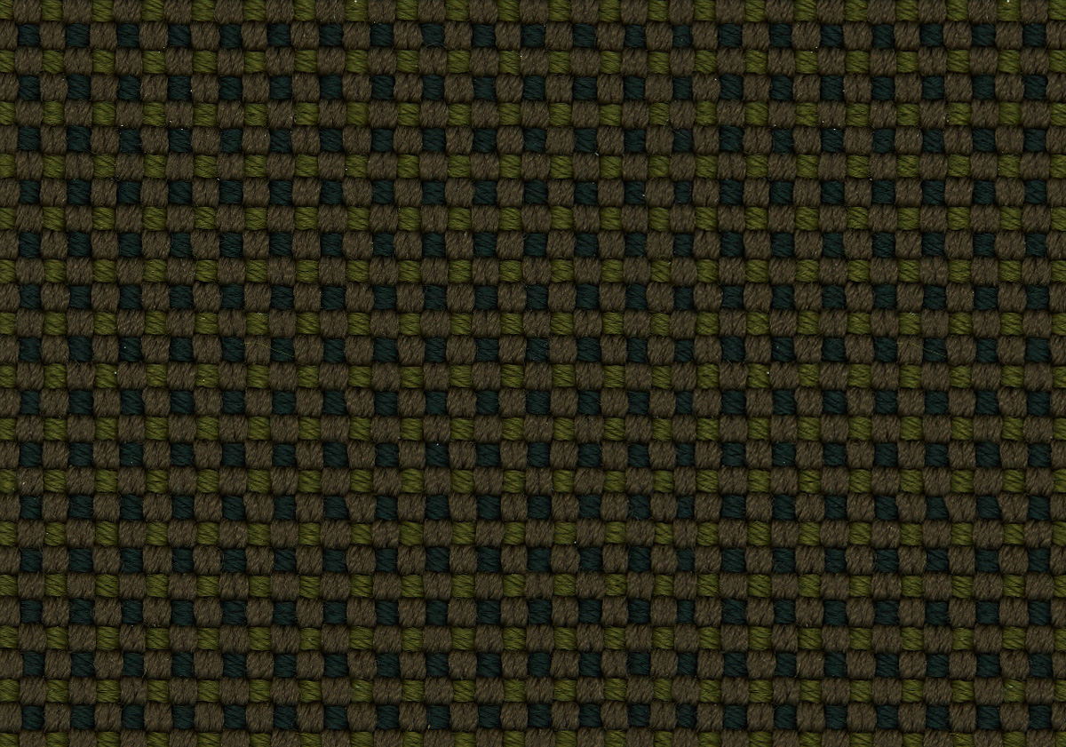 BT138351
